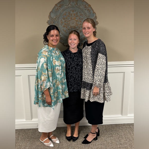 Meet your Posher, Madison - Picture 6 of 15